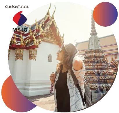 white-woman-travel-temple-in-thailand-bangkok